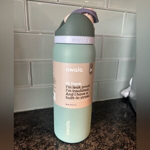 Owala Mint Green Insulated Water Bottle